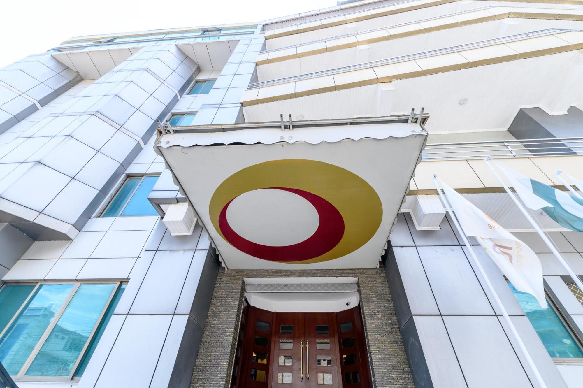 Hotel One 아보타바드 외부 사진